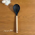 کفگیر و ملاقه سیلیکونی دسته چوب - تصویر 6