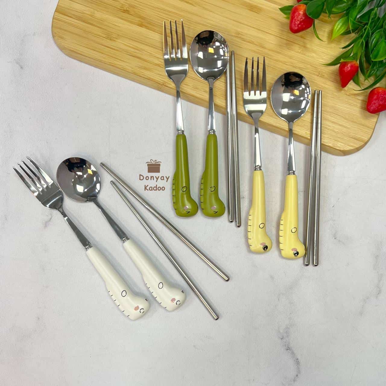 قاشق چنگال چاپستیک‌دار کودک