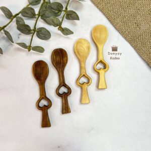 قاشق قلبی چوبی